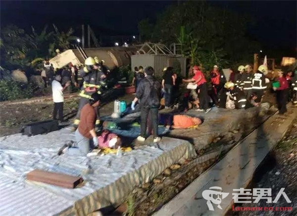 台湾火车出轨致22人死193人受伤 2名大陆籍旅客受伤