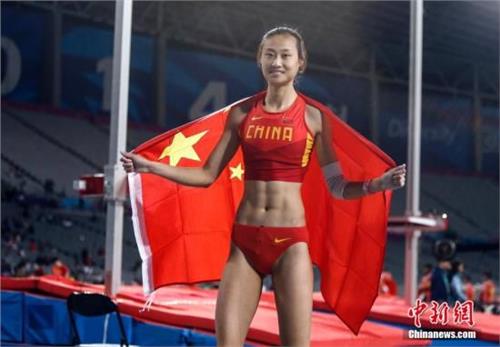 李玲物理 女子撑杆跳高亚洲纪录保持者李玲:奥运奖牌是理想
