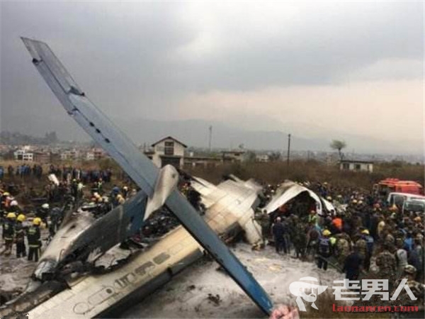 >尼泊尔客机失事坠毁 共造成49人死亡22人受伤