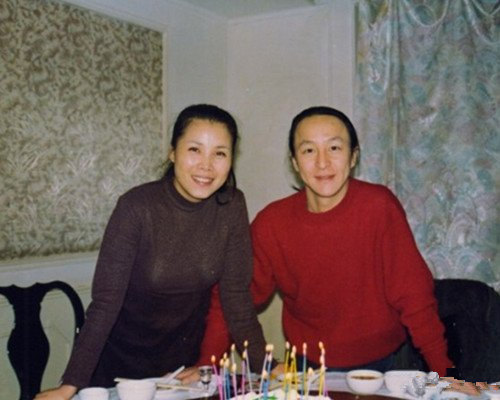 张卫宁的前妻 张卫宁的主要签约艺人首推何炅