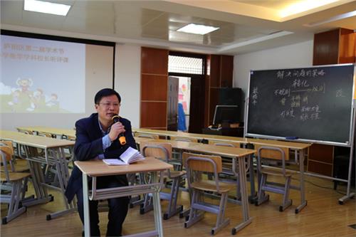演员胡涛 省教科院小学数学教研员胡涛老师来蚌参加教学观摩研讨活动