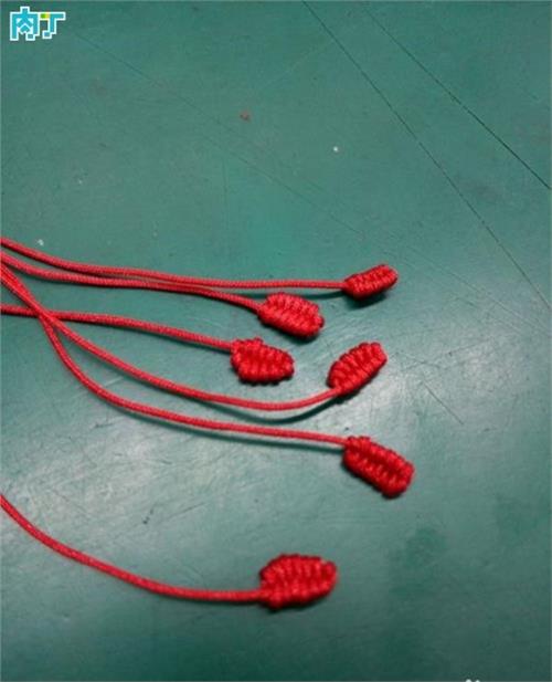 单平结编法图解 本命年红绳手链 简单红绳手链编法图解教程