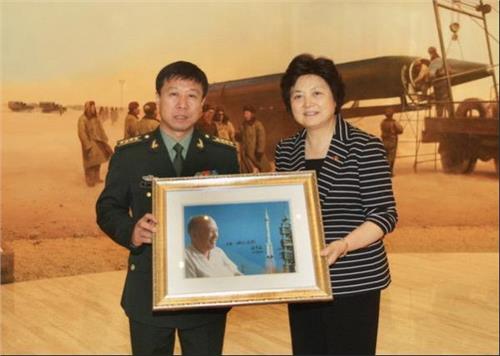 宇航员刘洋太空授课 刘洋宇航员去世 中国宇航员刘洋