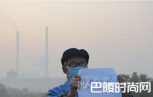 北京明日启动空气重污染红色预警 机动车辆单双号限行