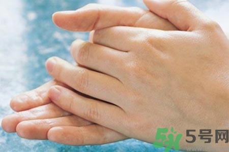 手指关节疼痛怎么办？如何预防手指关节疼痛？