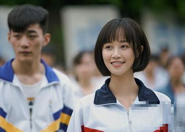《遇见你真好》电影改档 蓝盈盈曹俊从现实中的情侣如何走向大屏幕？