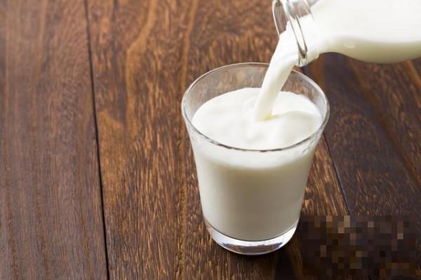 >脱脂牛奶可以减肥吗 如何拥有一个苗条身材