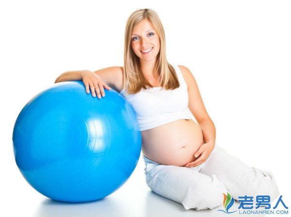 >在孕期间做瑜伽不仅有保健作用 对宝宝的好处也多