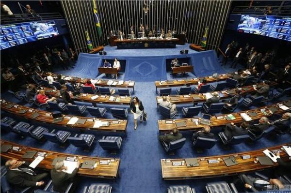 >罗塞夫指副总统政变 巴西前总统卢拉:弹劾总统罗塞夫就是“政变”