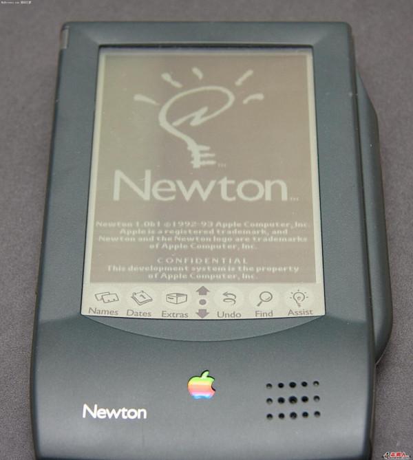苹果前CEO约翰·斯库利：Newton平板电脑曾拯救苹果