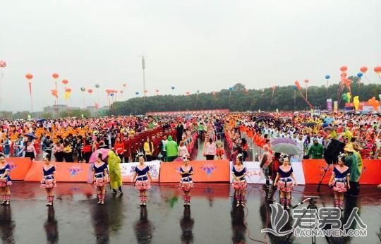 >浙江杭州2万余人“最大规模排舞” 创吉尼斯纪录