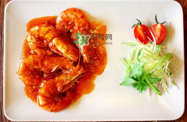 中餐厅黄晓明做的虾怎么做？中餐厅茄子大虾做法介绍