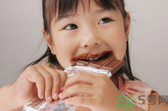 儿童吃巧克力好吗?儿童吃巧克力好不好?