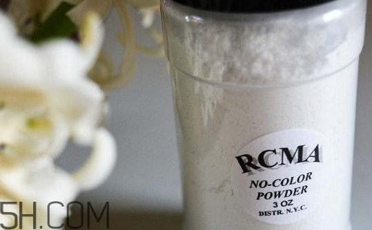 胡椒粉是什么化妆品？rcma散粉为什么叫胡椒粉？