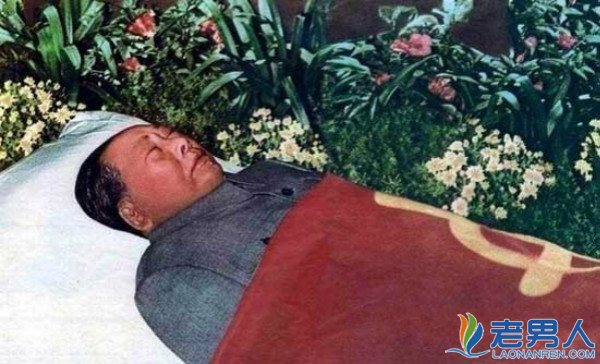毛主席逝世仅一国不闻不问