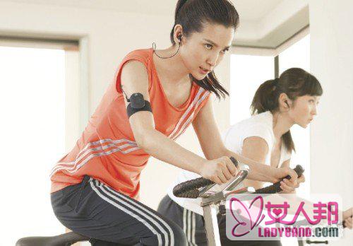>体操房训练 3种体操运动教您减肥