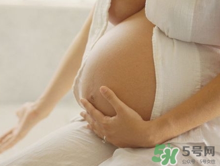 怀孕5个月肚脐眼凹陷是怎么回事?是什么原因?