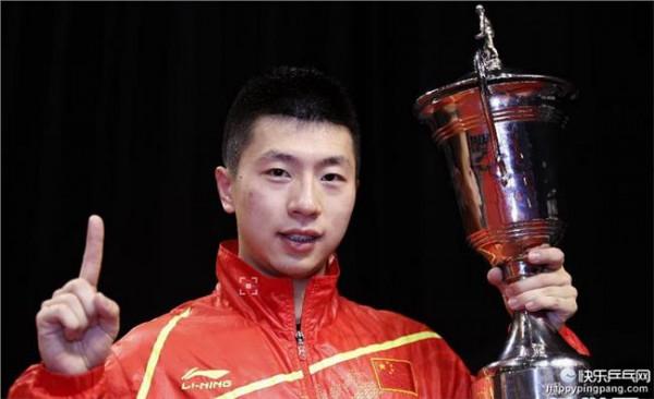 >乒乓球王楚钦 2015年乒乓球世青赛上王艺迪同学荣获团体冠军和女单亚军