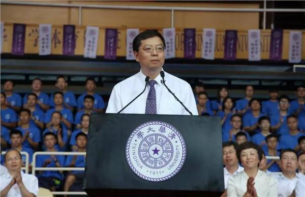 >王广谦副部级 王广谦校长在2012级本科新生开学典礼上的讲话