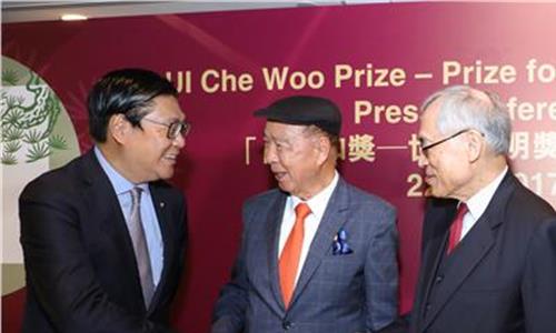 吕志和刘梅雪 袁隆平获首届吕志和奖 颁奖典礼昨在香港举行