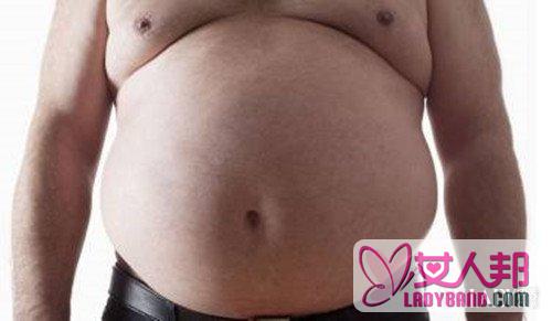 大肚子男人图片公开  9大减大肚子的方法介绍