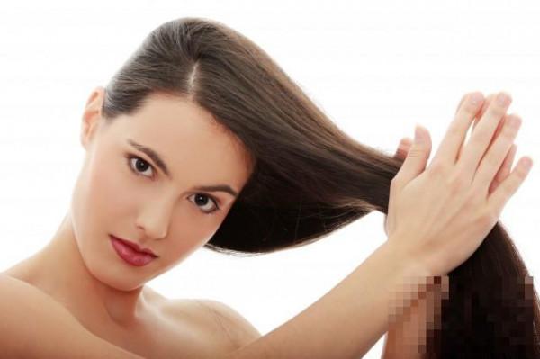 解答洗头时掉很多头发怎么办 让你拥有健康发质