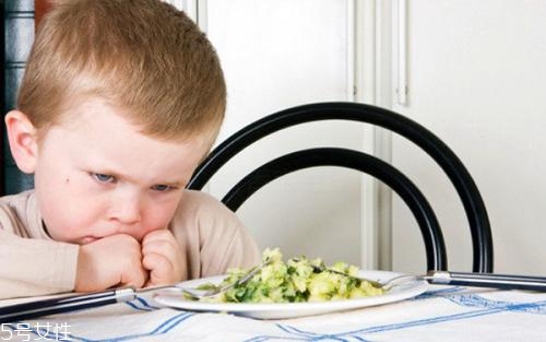 小孩子吃饭挑食怎么办 5招摆脱挑食