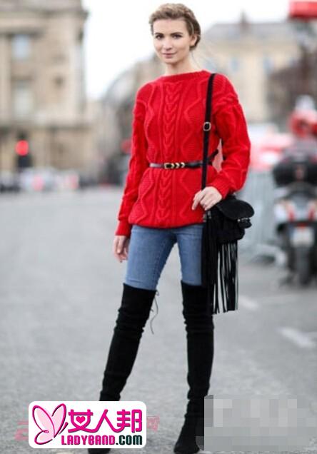 红色毛衣怎么搭配？看大咖们时尚穿搭超有范