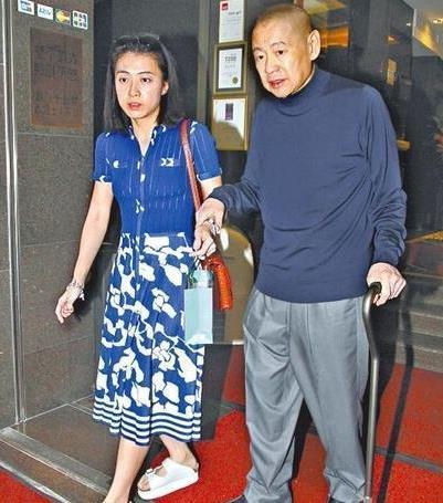 刘銮雄比甘比大多少岁 刘銮雄之妻甘比身价暴增500多亿港元成香港女首富