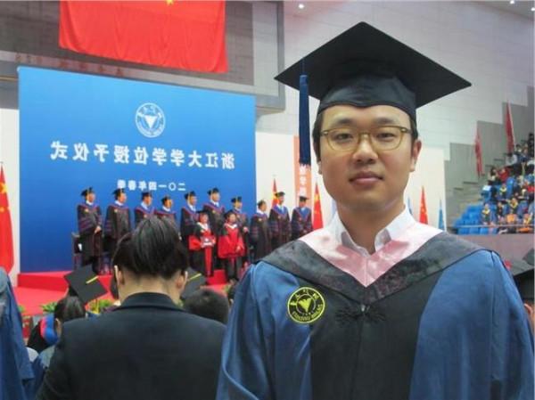 李仲生李博 留学14年誓言拿下日本博士学位的经济学教授李仲