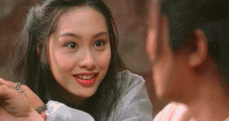 时隔22年，朱茵再扮紫霞仙子与至尊宝拥吻，网友评价一颦一笑还是那么美!!