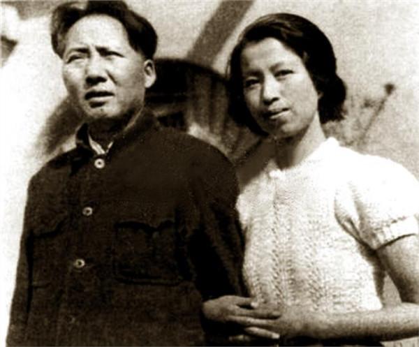 >赵满堂的女人 毛泽东的母亲文七妹 毛泽东一生的六个女人:母亲是善良女性