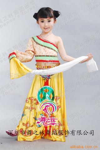 儿童藏族舞蹈服装表演服定做、出租