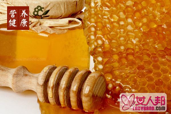 >蜂王浆的功效与作用及食用方法_揭秘蜂王浆的营养价值！