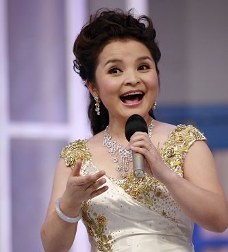中国50岁以上的女歌手图片
