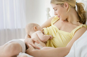 怎么预防新生儿呛奶,避免窒息如何急救