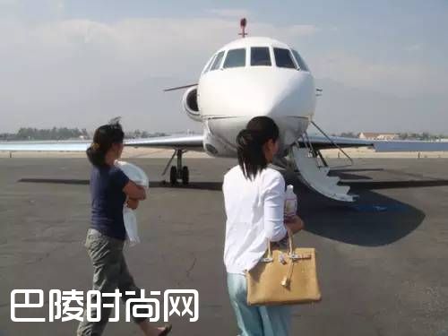 赵本山、成龙、范冰冰…这些明星私人飞机价格惊人！第一竟然是...