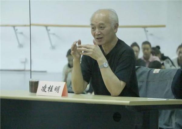 中国青年国学院申玲 刘 冰 网上青少年国学院名誉院长、为人子女网首席导师