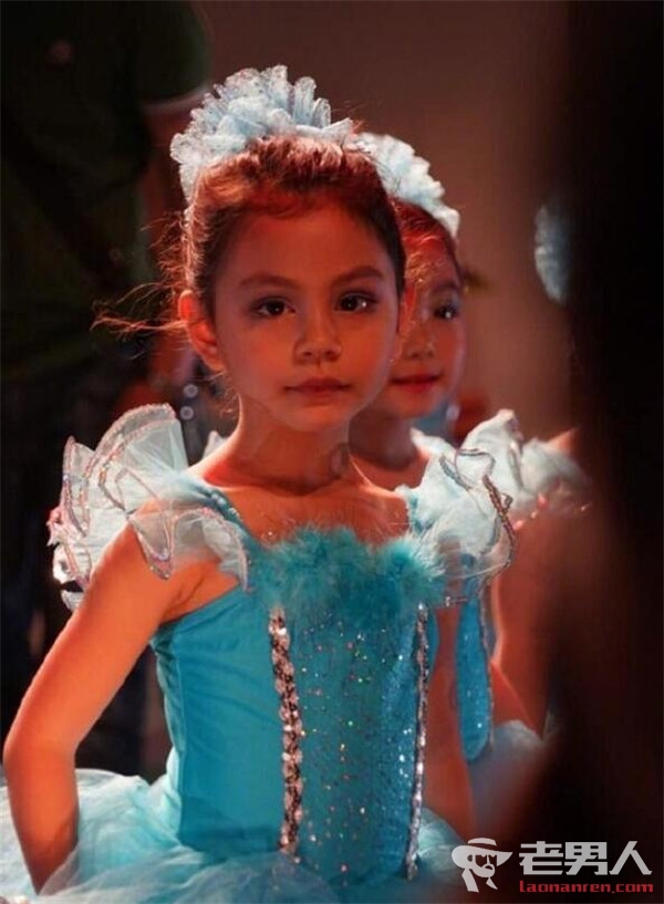 刘烨女儿霓娜跳芭蕾 网友：白天鹅也莫过于此了！