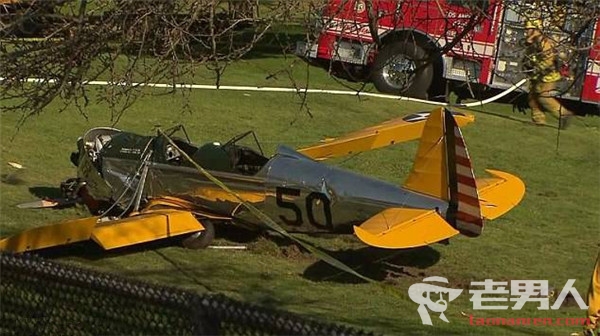 美国加州小型飞机坠毁 落地撞上汽车致5死