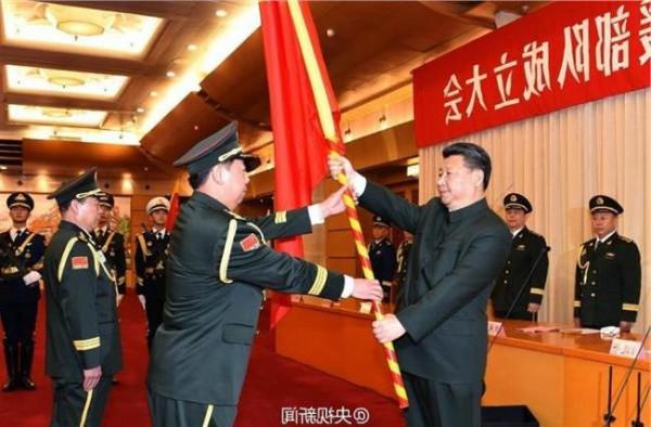 >刘雷新疆 新任陆军政治委员刘雷是谁的后代