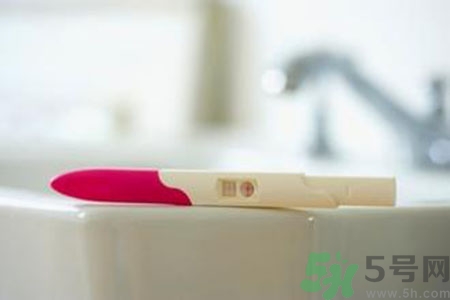 验孕棒和验孕试纸哪个好？验孕棒和验孕试纸哪个更准？