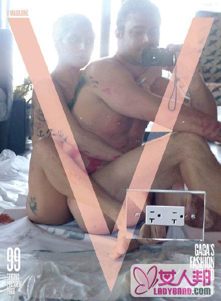 Gaga与未婚夫全裸登封面 自曝照片为房事后自拍