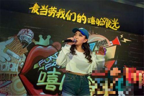 VAVA被评为中国第一女Rapper  《中国有嘻哈》成功晋级23强