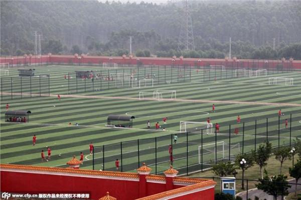 恒大足球学校张琳艳 恒大足球学校今年再招生 学生规模位列全球第一