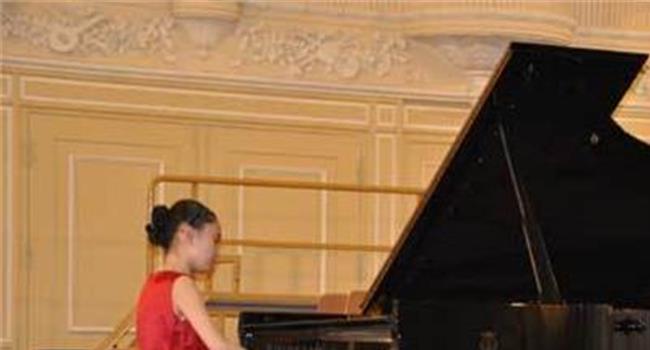 【陈子仪钢琴家】陈子仪个人资料 被赞为“钢琴天才美少女”