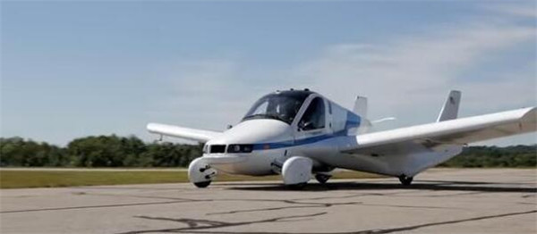 吉利全球首款飞行汽车开启预售 时速可达180公里