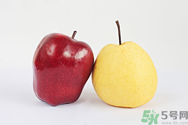 梨子碰伤后变色能吃吗？梨子削皮后有变色的地方能吃吗？