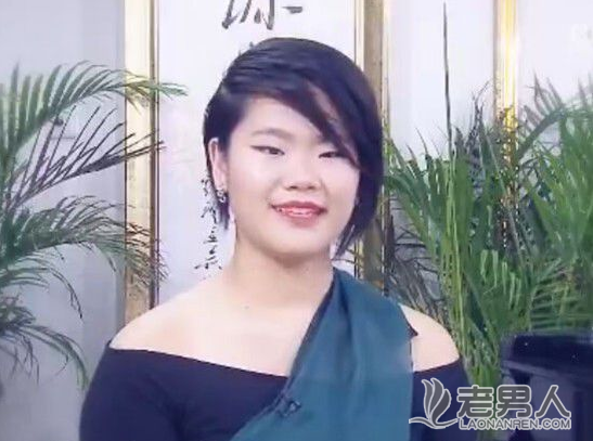 >毕福剑女儿近照曝光 网友：岁月是把杀猪刀！