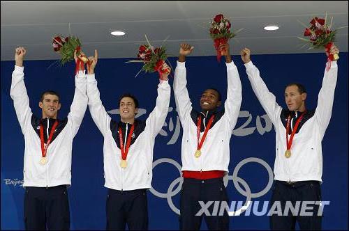>美国队获男子4×100米自由泳冠军 打破世界纪录
